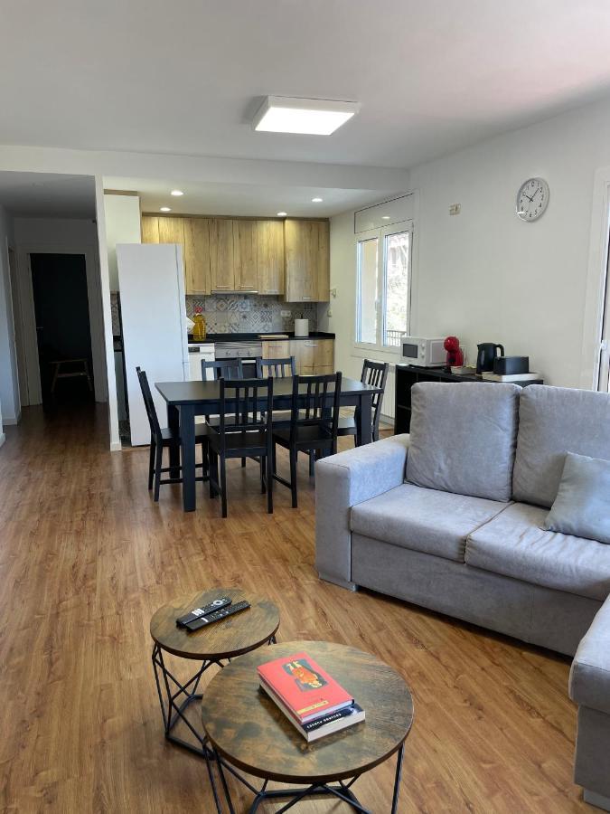 Apartamento Centrico En Berga - Alberga Exterior foto